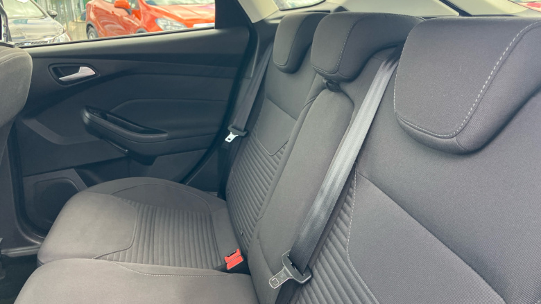 Ford Focus 1.5 TDCi 120 Titanium Navigation 5dr Diesel Hatchback